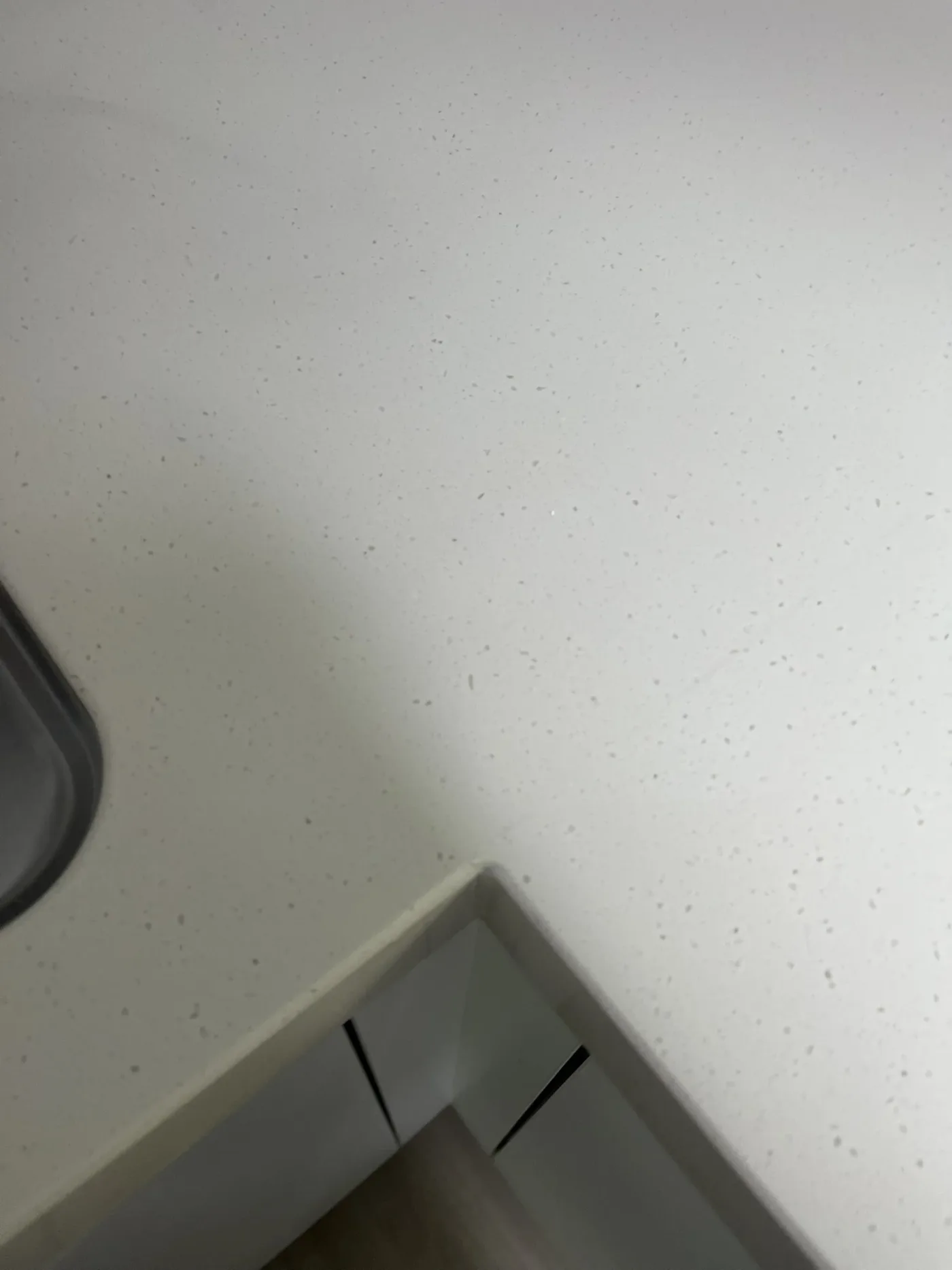 인조대리석상판수리 사포 마감 후 매끈한 상판 정자동